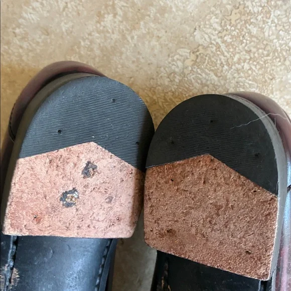 COLE HAAN Tassel Loafers, with fringe,maroon, Leather, Classic 9M EUC - Picture 12 of 17